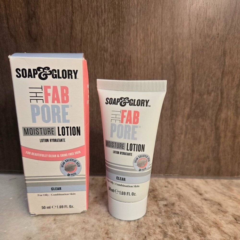 NIB Soap & Glory Moisture lotion sealed